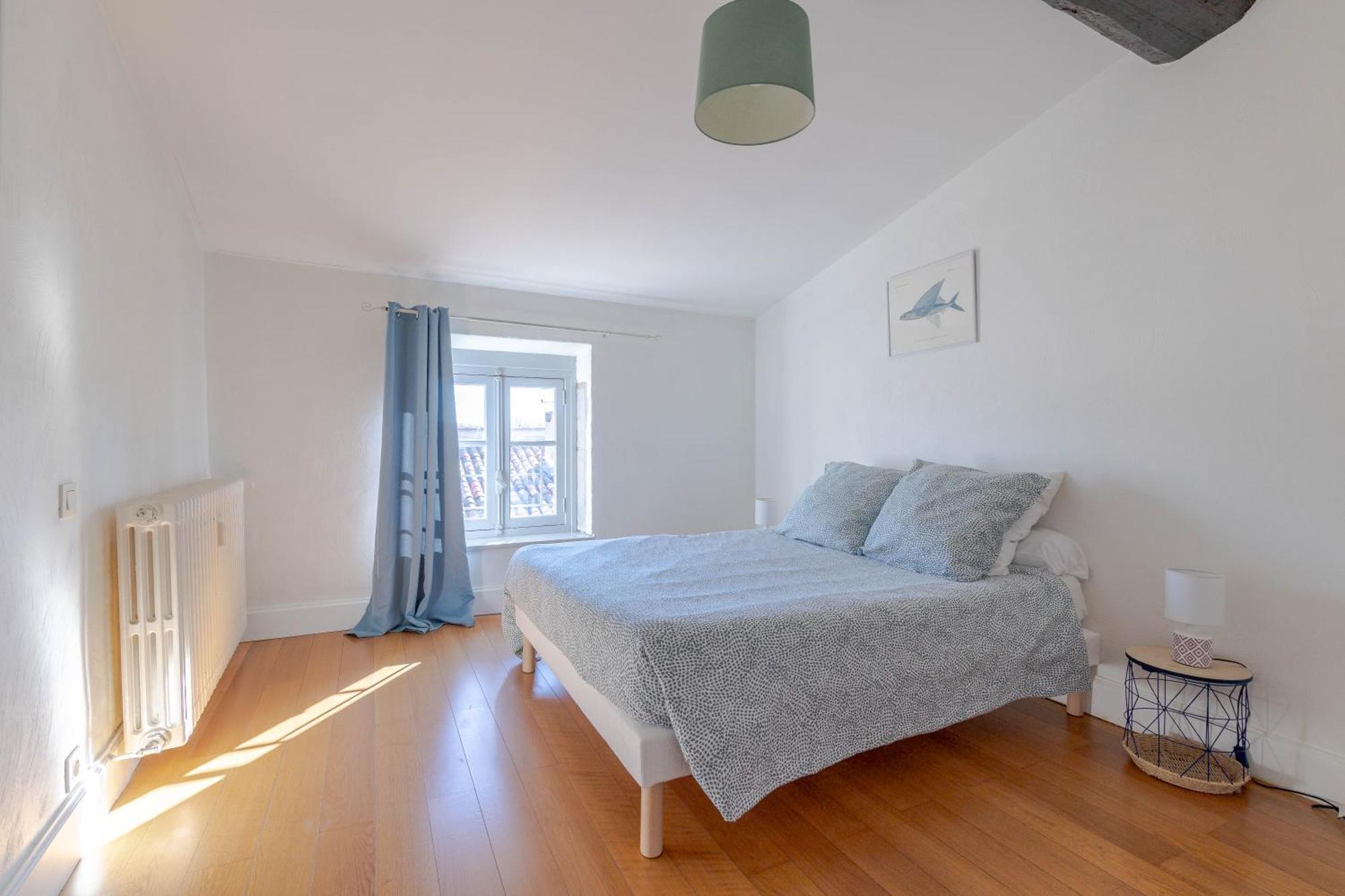 Bel Appartement Avec Cour Au Coeur De La Bastide Carcassonne Exteriör bild