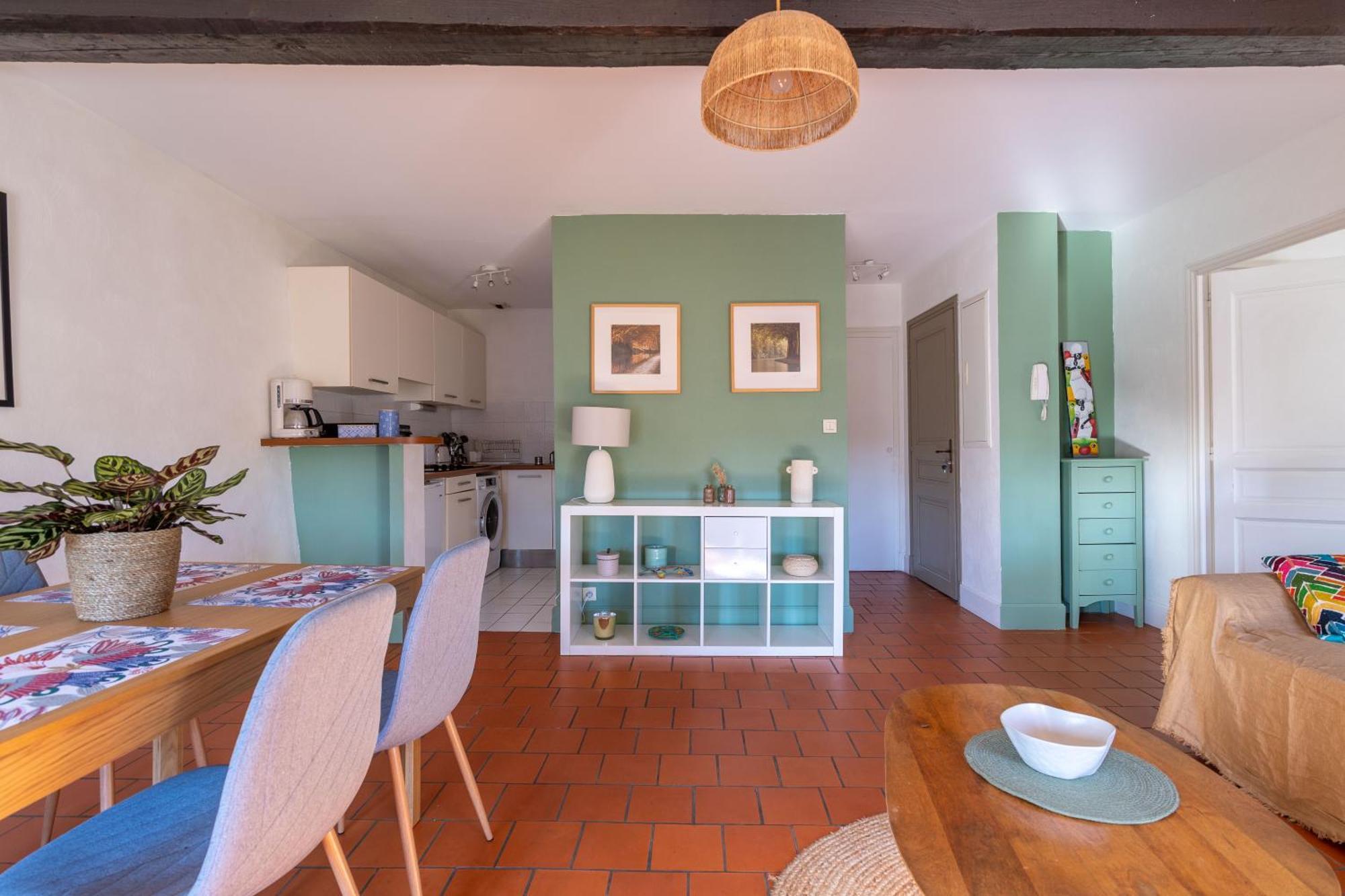 Bel Appartement Avec Cour Au Coeur De La Bastide Carcassonne Exteriör bild