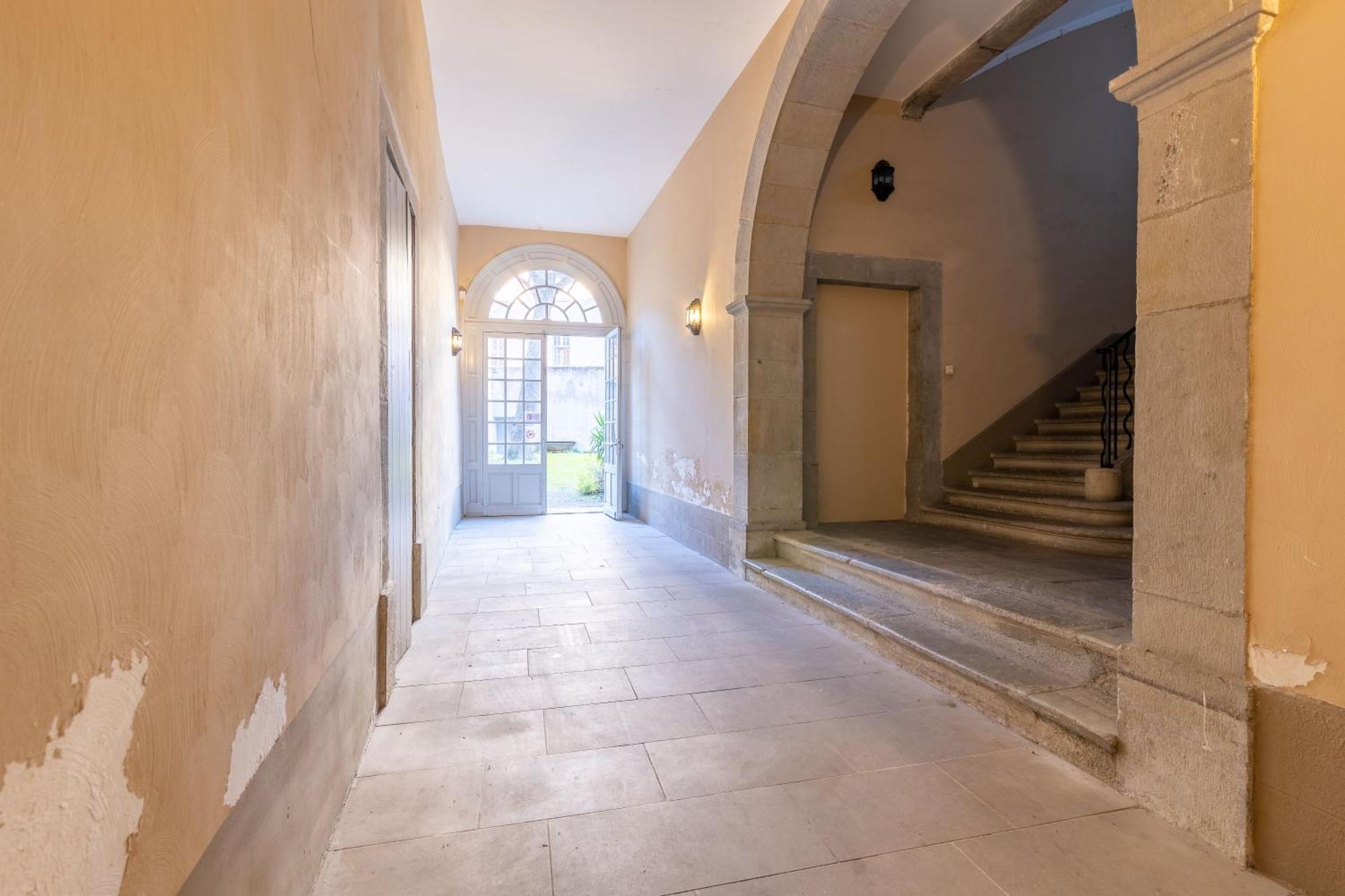 Bel Appartement Avec Cour Au Coeur De La Bastide Carcassonne Exteriör bild